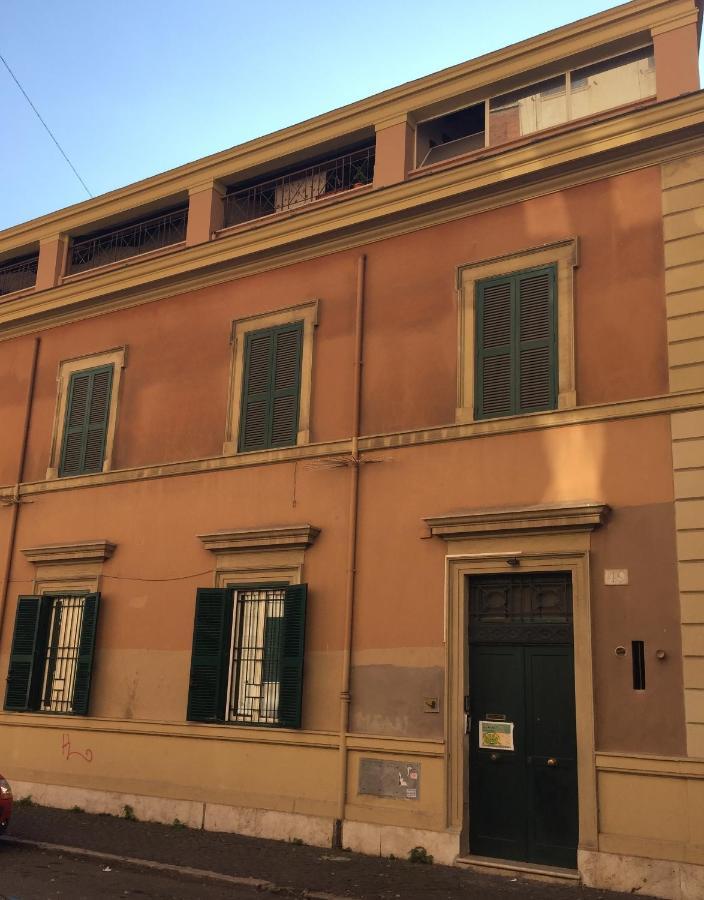 Hôtel Domus Santa Caterina à Rome Extérieur photo
